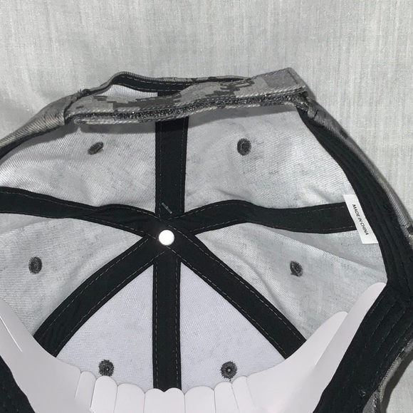 Doordash Baseball Hat Men's Gray Black Digital Camo Strapback Cap America i2015 - Picture 5 of 9